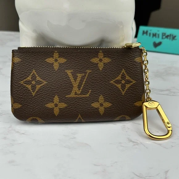 Louis Vuitton Key Pouch - Picture 2 of 13